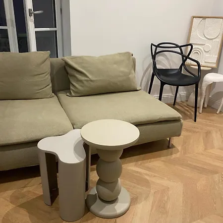 La Halte Des Arenes De Nude Beaute Du Minimalisme Apartment