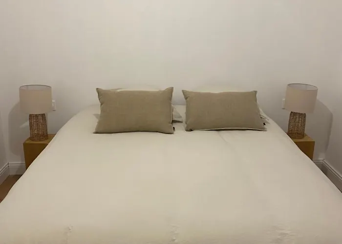 Διαμέρισμα La Halte Des Arenes De Nude Beaute Du Minimalisme Νιμ